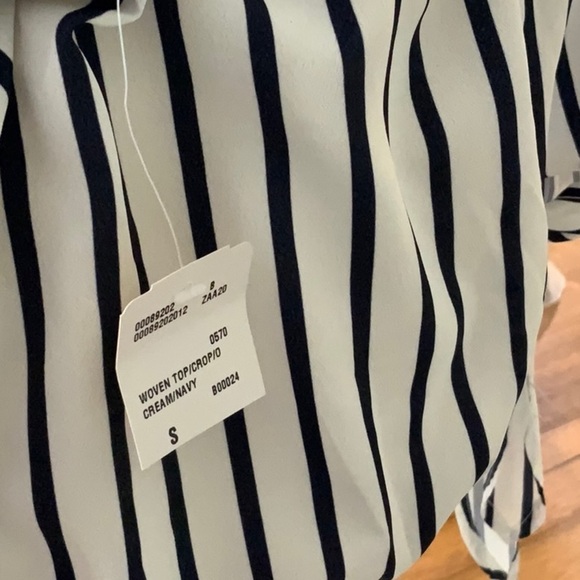 FOREVER 21 CROP TOP SMALL NWT - Picture 2 of 3
